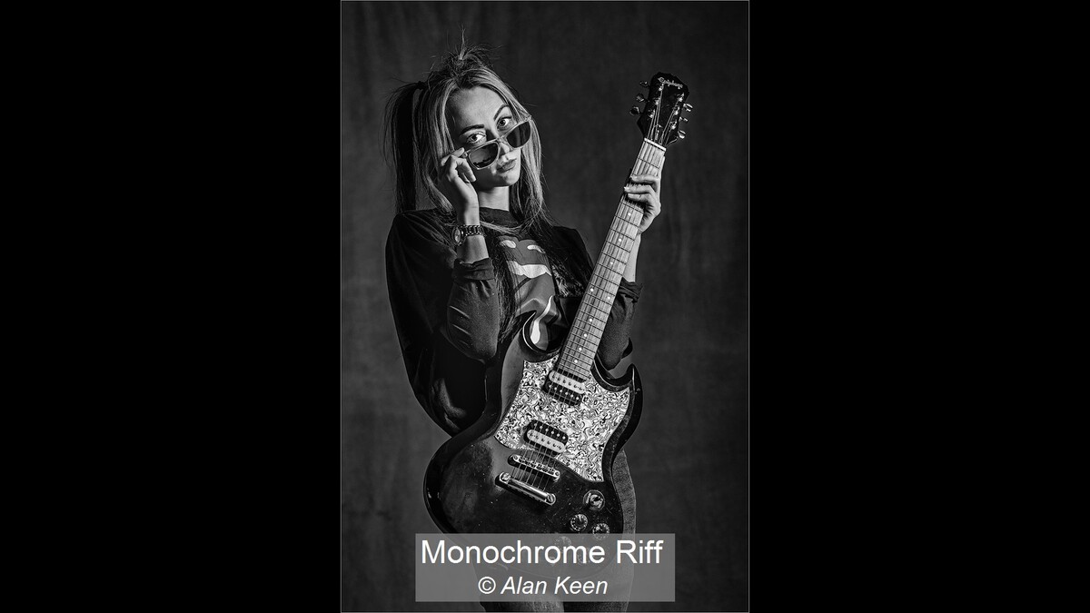 Monochrome Riff